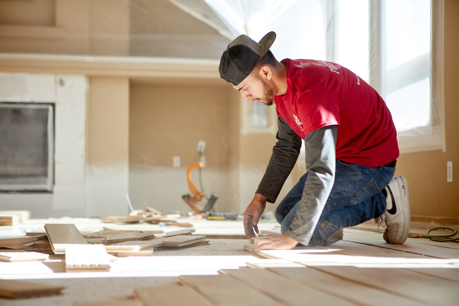 How to Find Professional Flooring Installers in Omaha